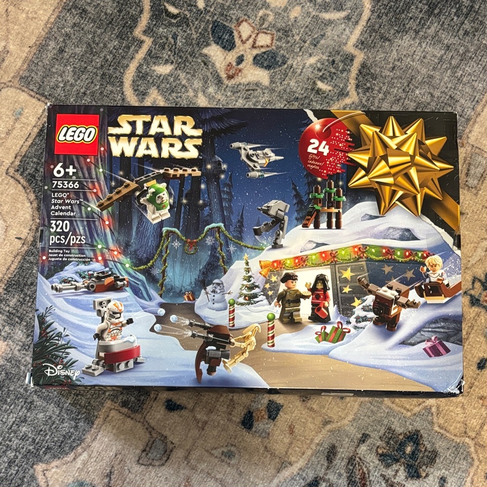 New and sealed! 2023 version, not made any more. LEGO Star Wars advent calendar